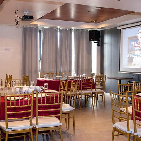 Levo Hotel Urdaneta Extérieur photo