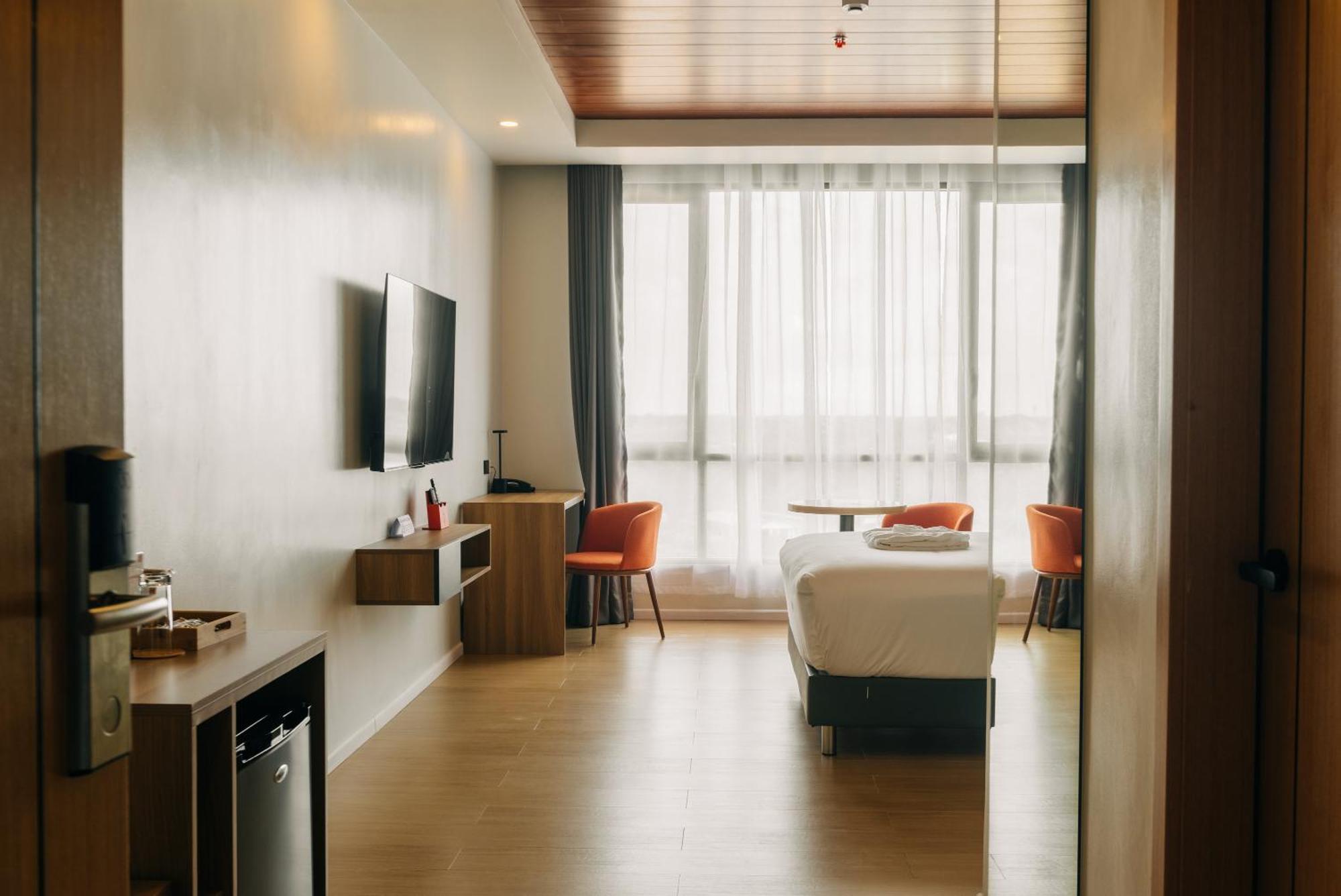 Levo Hotel Urdaneta Extérieur photo