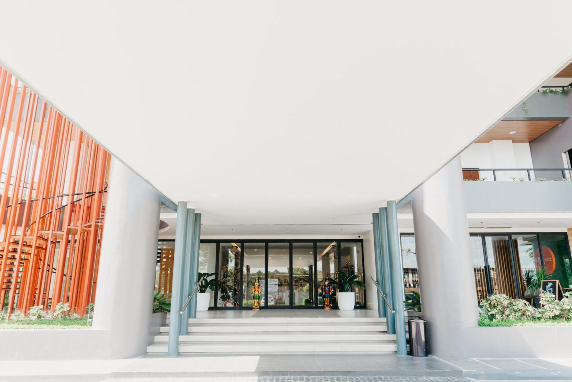 Levo Hotel Urdaneta Extérieur photo