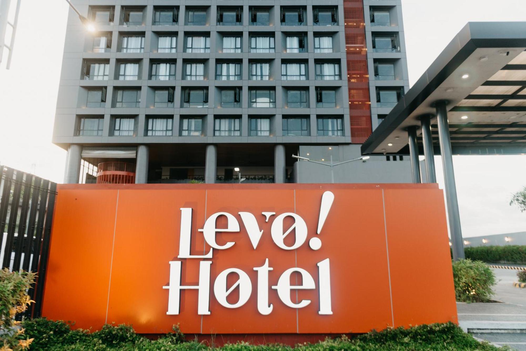 Levo Hotel Urdaneta Extérieur photo